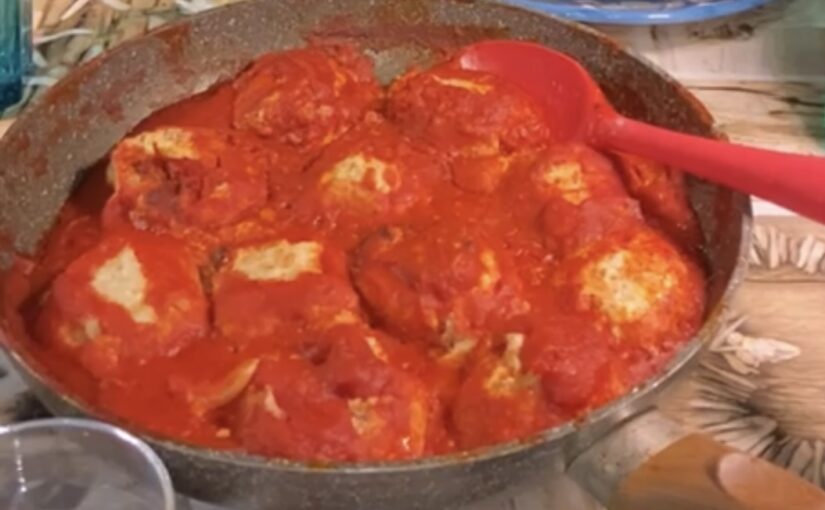 Polpette di ricotta al sugo